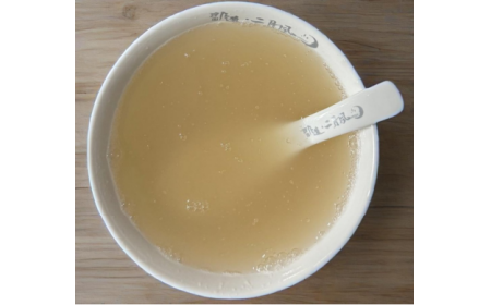 葛粉沖調(diào)新手必看！告別“白色尷尬”，一碗晶瑩剔透的有機(jī)野生葛根粉是這樣沖出來(lái)的！